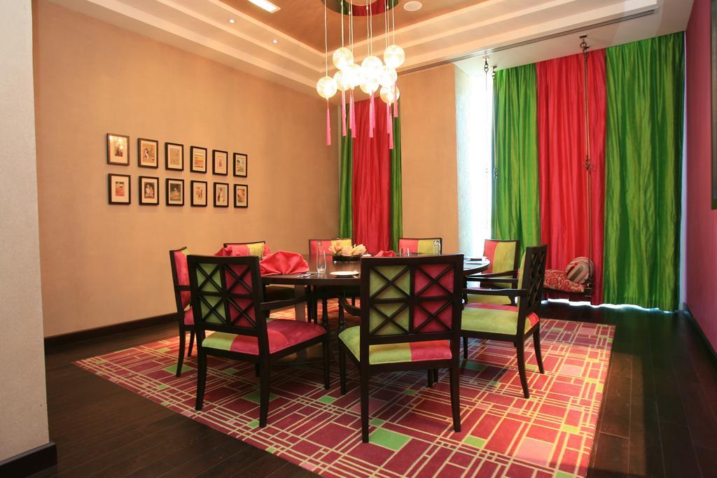 Hotel Yas Island Rotana 4*